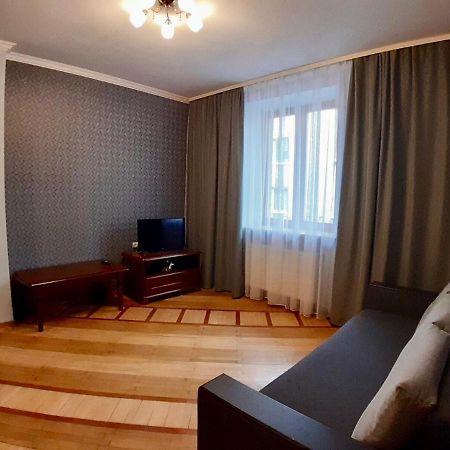 Apartment Hnatuka Center ลวีฟ ภายนอก รูปภาพ