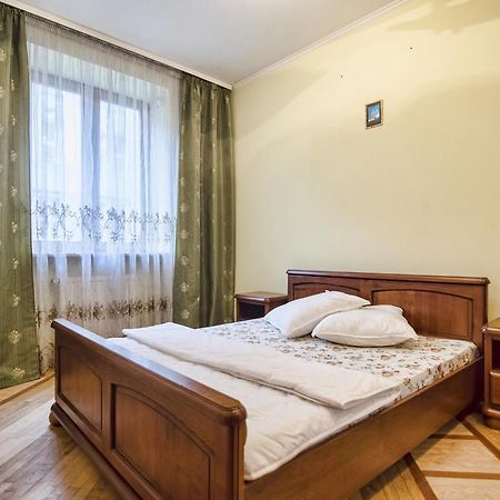 Apartment Hnatuka Center ลวีฟ ภายนอก รูปภาพ